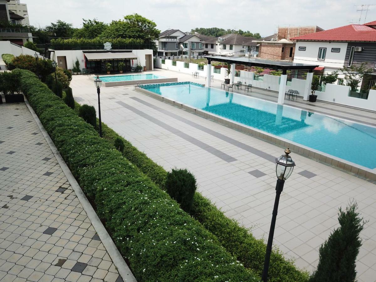Hotel Casa Bianca à Kluang Extérieur photo