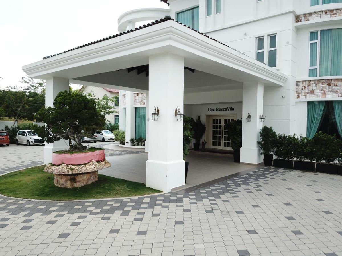 Hotel Casa Bianca à Kluang Extérieur photo